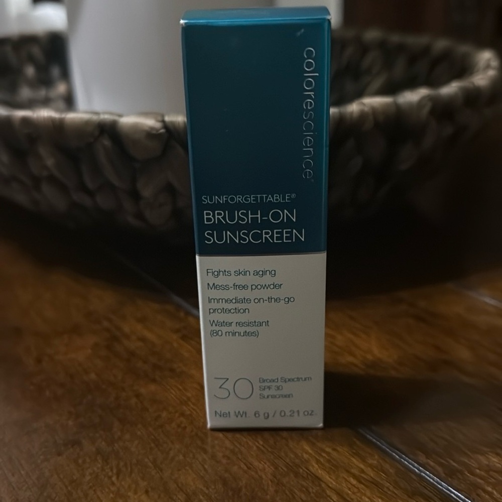 Sunforgettable® Total Protection® Brush-On Shield SPF 30 DEEP COLOR